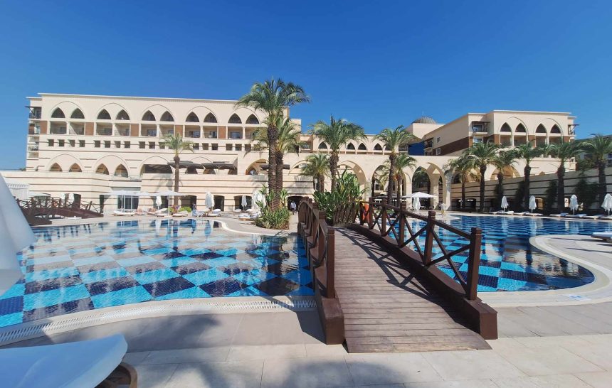 Gospa, zakrivate mi pogled na mišice in testosteron